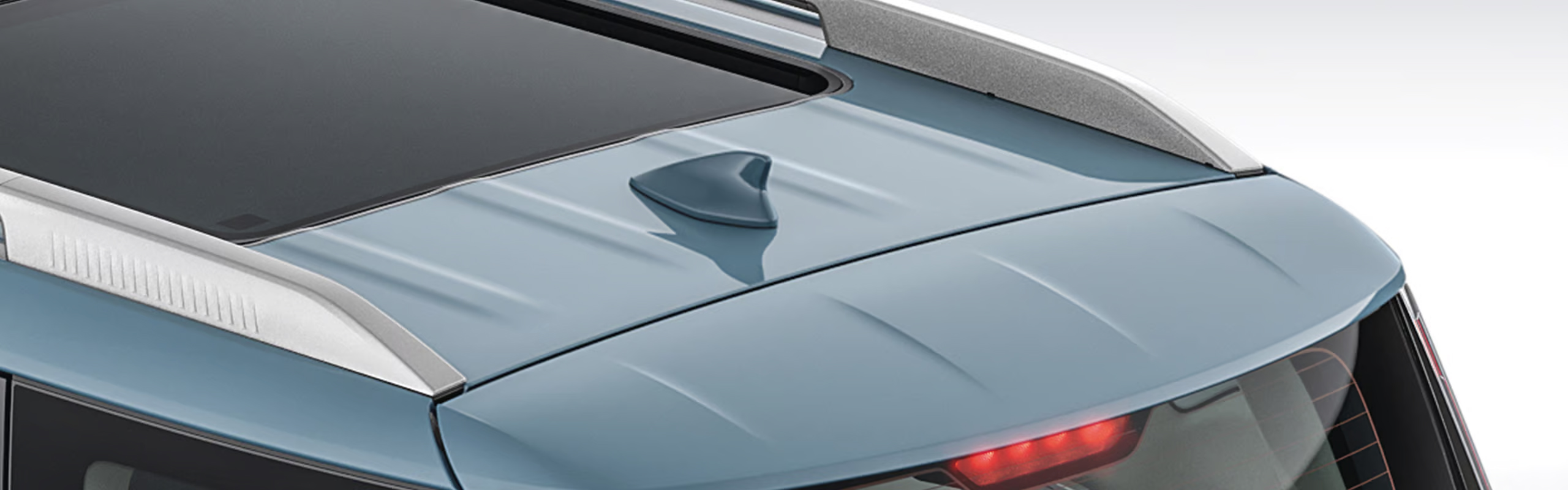 Shark Finn Antenna and Integrated Spoiler